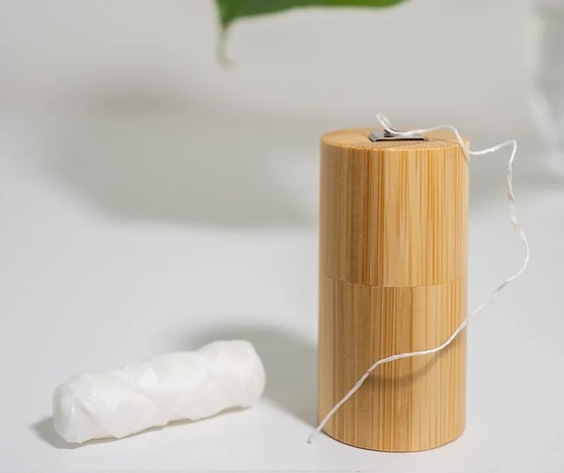 Refillable Bamboo Floss Container & Cornstarch Floss – Canada Retail ...
